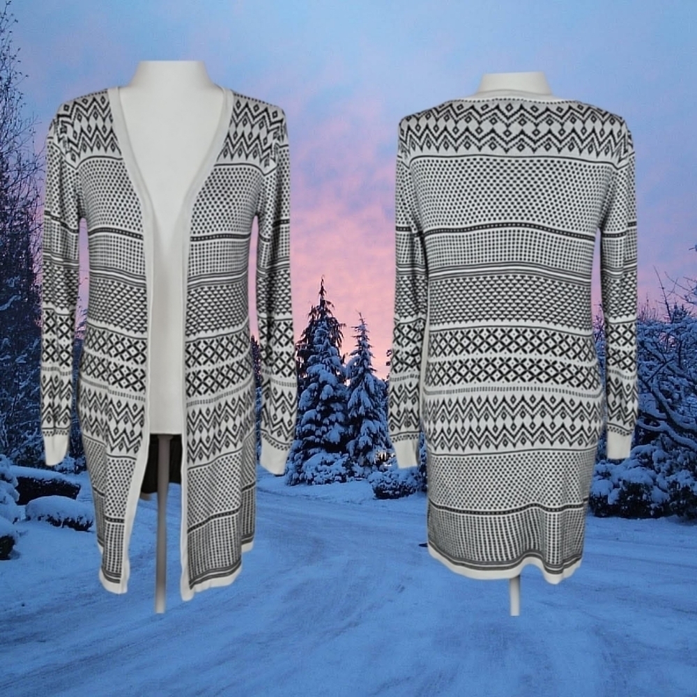 Long Cardigan Ski Style Sweater Black & White Pattern, Size S-M
